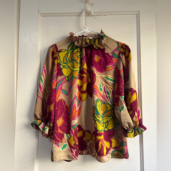 entro Tops - Women’s Entro Ruffled-Neck Floral Blouse in Beige, Magenta & Yellow - Size Small